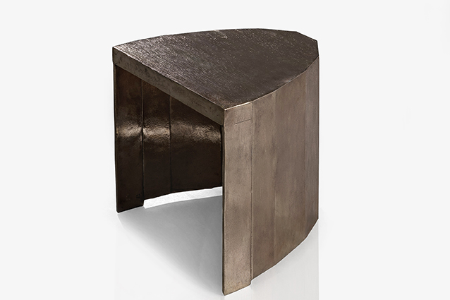 hy-b-table