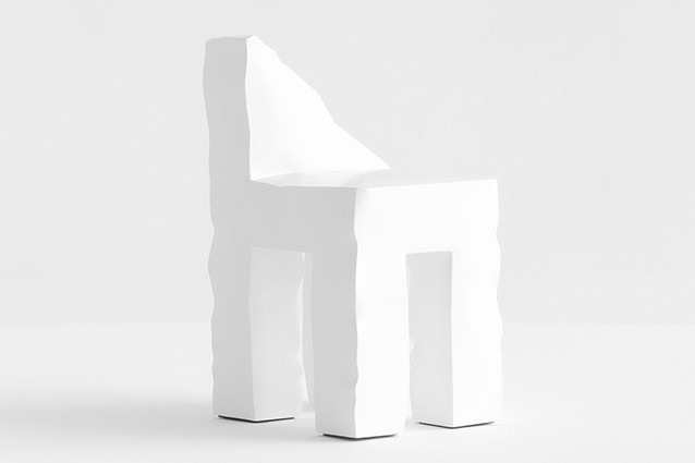 kameh-slash-chair