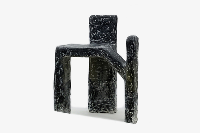 three-pillar-seat